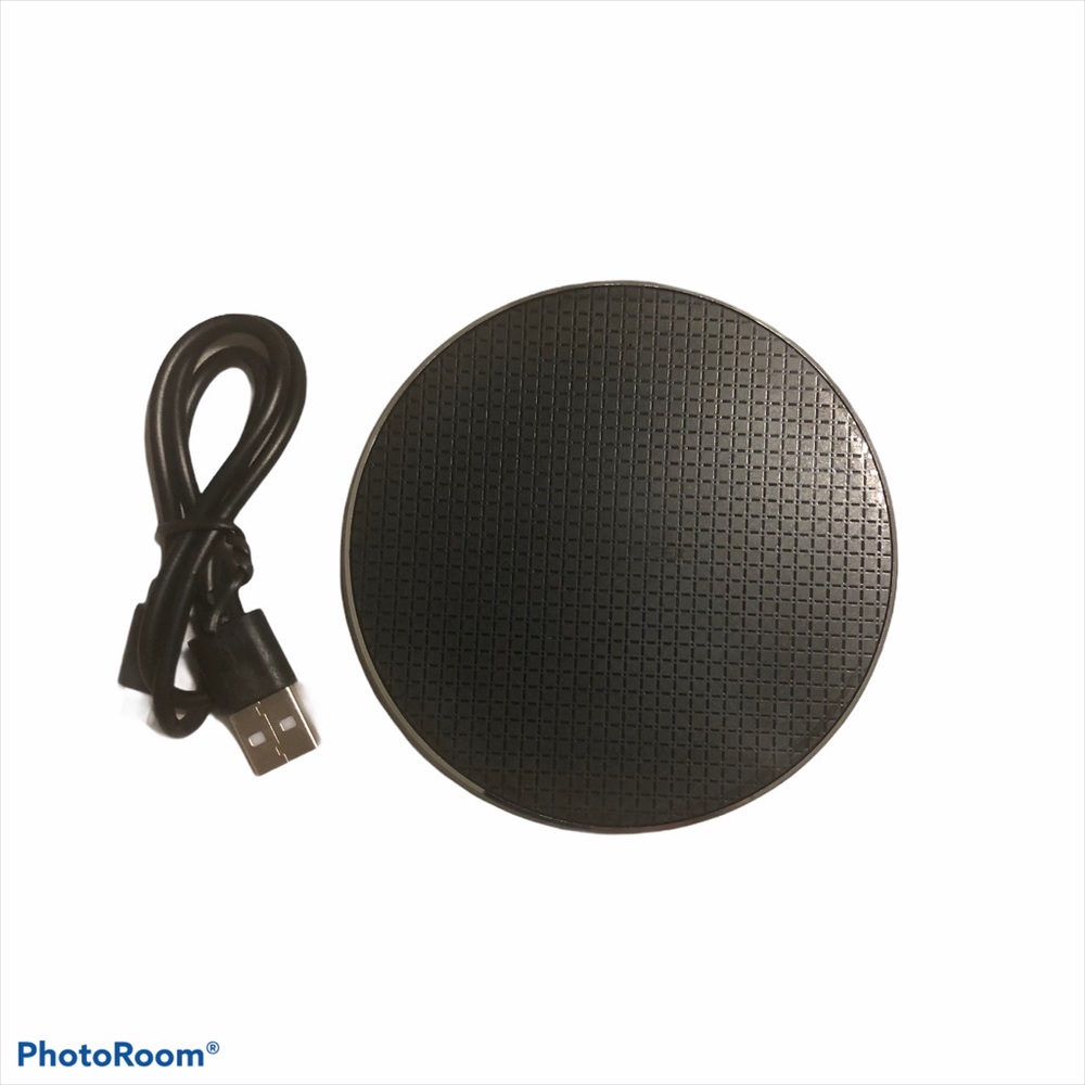 NWT Universal Wireless Phone Charger